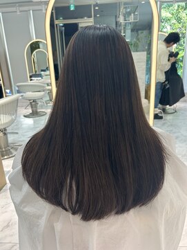 ロンドルピナス 小倉(Lond Lupinus) ブルーブラック/ワイドバング/美髪のススメ/外ハネボブ/北九州