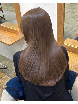 ディフィー 梅田(Defi) ヘーゼルベージュ