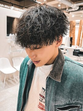 ルースト 渋谷店(ROOST) [オーダー殺到!!]ツイストスパイラルパーマ