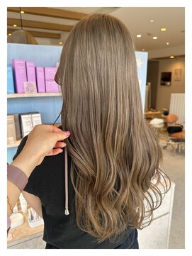 シーバイリリア(siie by LILIA) ミルクティーベージュ