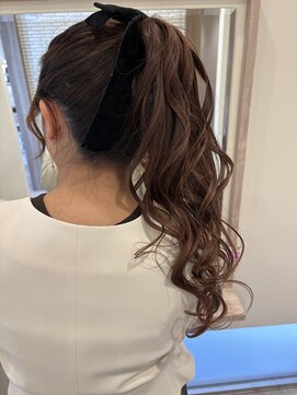 ポニーテールアレンジ