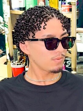 プロショップウェーブ セカンド(PRO SHOP WAVE II) スペインカール/フェザーパーマ/メンズパーマ/テーパーフェード