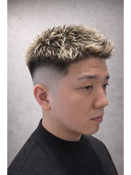 ワンワンオー バーバーショップ 長浜店(@110 BARBER SHOP) 周りと差がつく！ハイトーン×フェード×ツーブロック