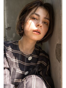 ルーム(Loom.) サラッとスリークボブ【Loom./明治神宮前/原宿/表参道】