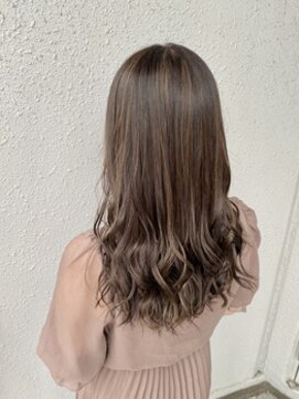 カプア 仙台駅前店(Kapua) ショコラブラウン/ハイライトカラー/ロングレイヤー