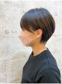 ショートボブ