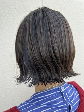 カリス ガーデン(Charis garden) 切りっぱなしボブ