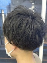 ヘッズ 本八幡店(HEADS)&nbsp;MEN'S HAIR  センターパート　ツイストスパイラル　コンマヘア