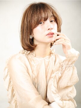 ビィシャイン 社店 大人可愛いワンカールボブ