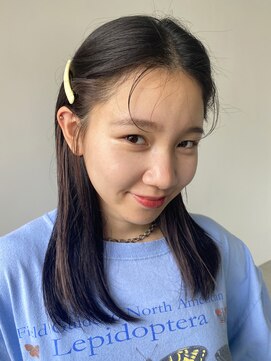 ルーム 烏丸(Room) ぷつっとストレート×インナーカラー