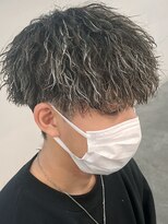 バース バイ ハピネス(BIRTH by happiness)&nbsp;奈良men'sホワイトメッシュ縦落ちツイストスパイラルパーマ