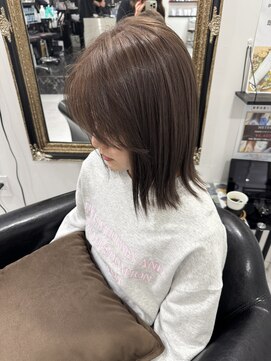 ザ アクネ 岡崎竜美丘店(THE ACNE) ショコラブラウン_チョコレートブラウン_ベージュ