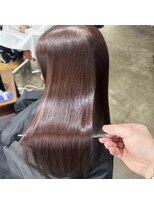 サロンドミルク 原宿(salon de MiLK)&nbsp;初カラーは艶髪で！春にばえるピンクブラウン