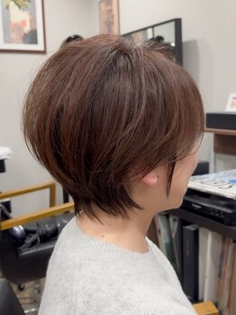 ヤネウラの写真/気になる白髪をカバーし、さらに活かしながら、あなたの魅力を最大限に引き出すカラーをご提案いたします◎