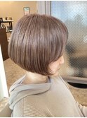 小顔ショート×オリーブグレージュ