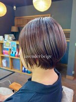 ミルクティ 古民家店(Milktea)&nbsp;ラベンダーベージュ、耳掛けショートスタイル
