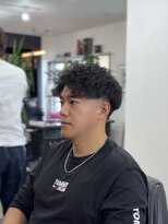 ロマンズヘッド(浪漫頭髪 ROMAN’S HEAD) ツイストスパイラルパーマ