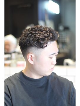 キングスマントーキョー 三鷹店(KINGSMAN TOKYO) All back perm