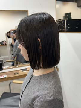 ファーストステップ 表参道(FIRST STEP) 韓国風ミニボブタンバルモリ切りっぱなしボブ前髪あり小顔ボブ