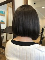 ルーム(Room private Salon)&nbsp;切りっぱなし前下がりボブ
