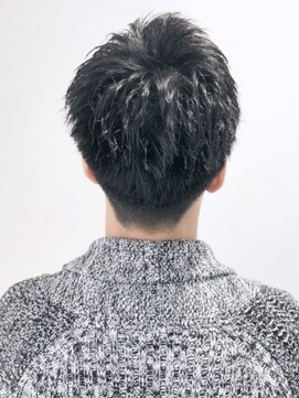 クアトログランシュ ひたちなか店(QUATRO×GranCieux) 刈り上げショート