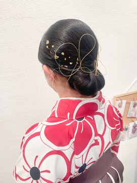 ブラウ ネイル パーティー(Blau Nail Party) 金箔水引艶シニヨン