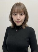 くびれボブルフ外ハネミディネビージュ