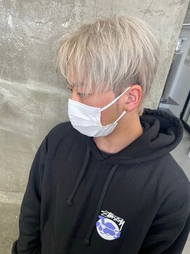 キング 枚方店(K!ng) 縮毛矯正髪質改善ハイライトレイヤーカット枚方美容室エクステ