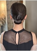 【徳岡】タイトシニヨン　モードヘア　ロングアレンジ