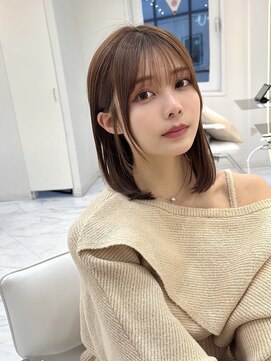 アイユー(ii+U) 大人ボブ/ミディアムボブ/結べるボブ/ココアベージュ