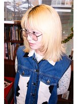 ニウ(NIU)&nbsp;柔らかさを残したナチュラルブロンドスタイル