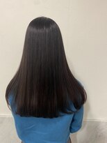 ピカソ(Picasso.)&nbsp;肌の色が明るく見える深めラベンダーカラー