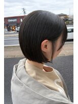クオリア(Quaria)&nbsp;丸みのあるミニボブスタイル