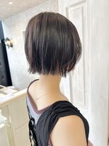 キャアリー(Caary) 福山Caary濡れ感くびれレイヤーボブミニボブ大人可愛い20代30代