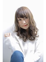 オルト(ort) フェミニン×アッシュベージュ