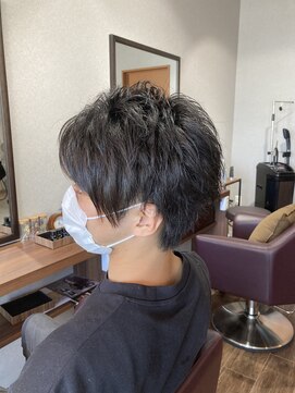 ハチニイニ(822) ツーブロックアシメショート