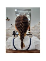 ゴッドハンド 横浜店 編み込みまとめヘアアレンジ◎30代40代50代60代