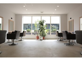 May　Hair【メイヘア】