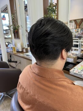 コアフィールフィス(COIFFURE fils) 新規お得クーポンあり【見附 今町】メンズ刈り上げスタイル