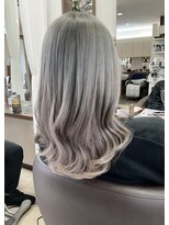 コアフィールフィス(COIFFURE fils)&nbsp;【見附　今町】グレー系カラー　似合わせ