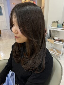 マリアバイアフロート(Maria by AFLOAT) 【レイヤーカット/毛流れレイヤー/ワンカールレイヤー】