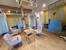 アグ ヘアー ティエラ 長嶺店(Agu hair Tierra)の雰囲気（ゆったり寛げる居心地の良い空間です。）