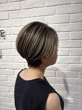 ヘア スパ ビューティー エールフォルム(HAIR SPA BEAUTY YELLFORME) 前下がりショートボブ