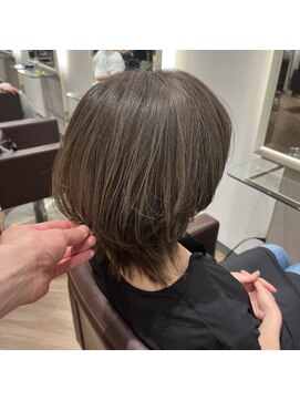 ビュートリアム 青山(BEAUTRIUM) くびれレイヤー/似合わせカット/30代40代50代/小顔カット/表参道