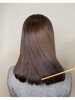 トリッカ 代官山(tricca) ミディアム/ワンレングス/ツヤ髪ストレート