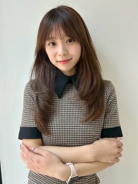 ユーフォリア 青山(Euphoria) ミディアムレイヤー/フォギーベージュ/透明感カラー