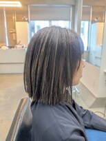 カラフェ(carafe)&nbsp;脱暗い白髪染め　白髪ぼかしハイライト　40代