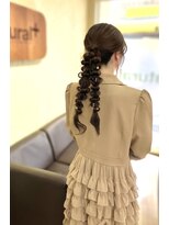 ナチュラルプラス 築町店(natural+)&nbsp;編みおろしポニー
