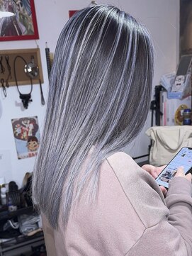 ブレイズヘアー(BLAZEhair) 【細めハイライト】ホワイトバレイヤージュ×ブリーチ２回