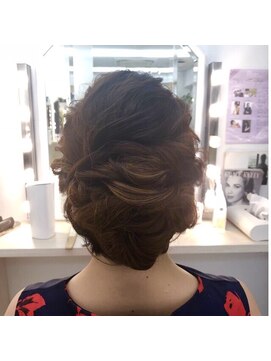 ベッラバンビーナ 美容室(Bella Bambina) アップスタイル